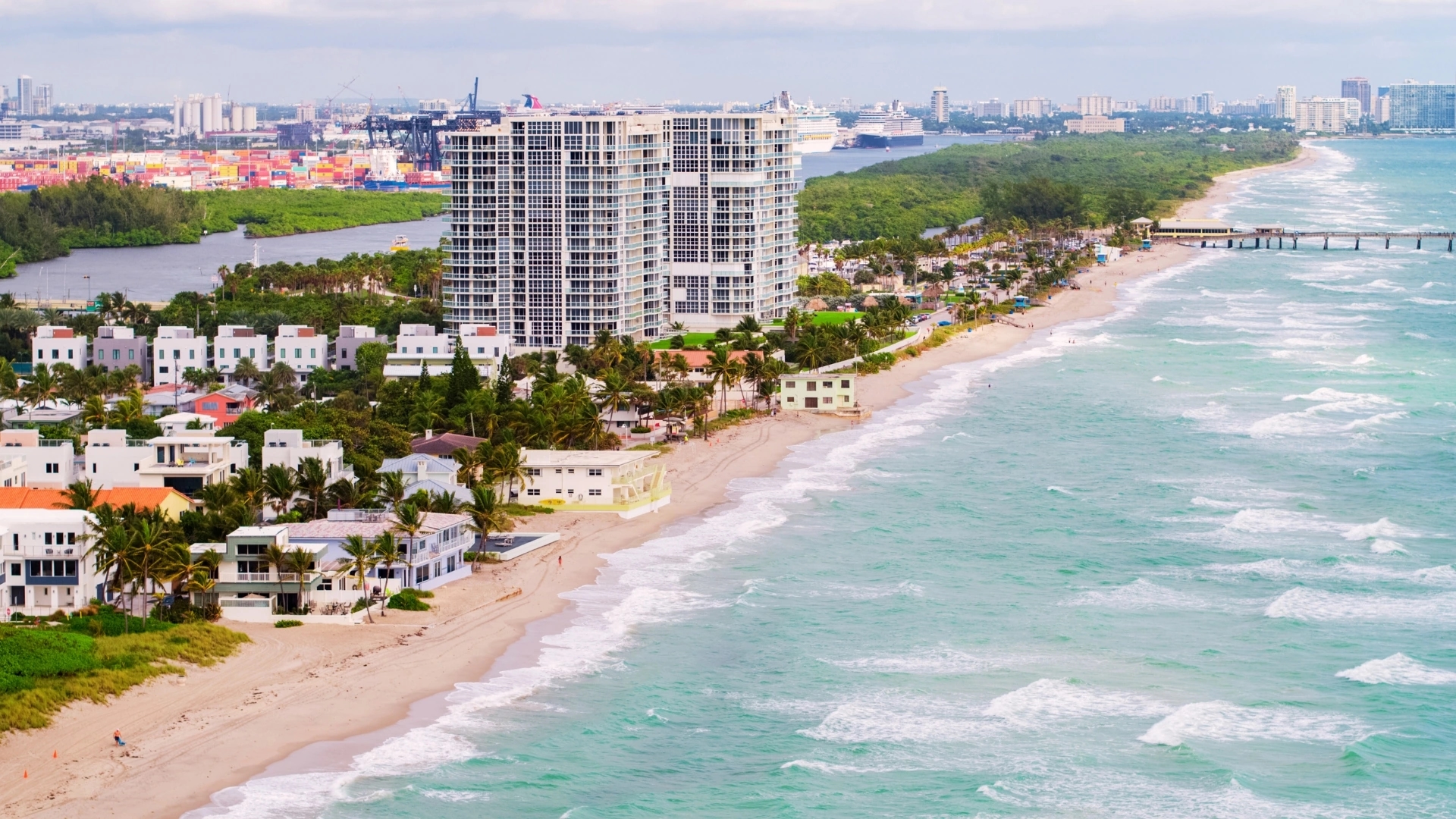 Boat upholstery services in Dania Beach